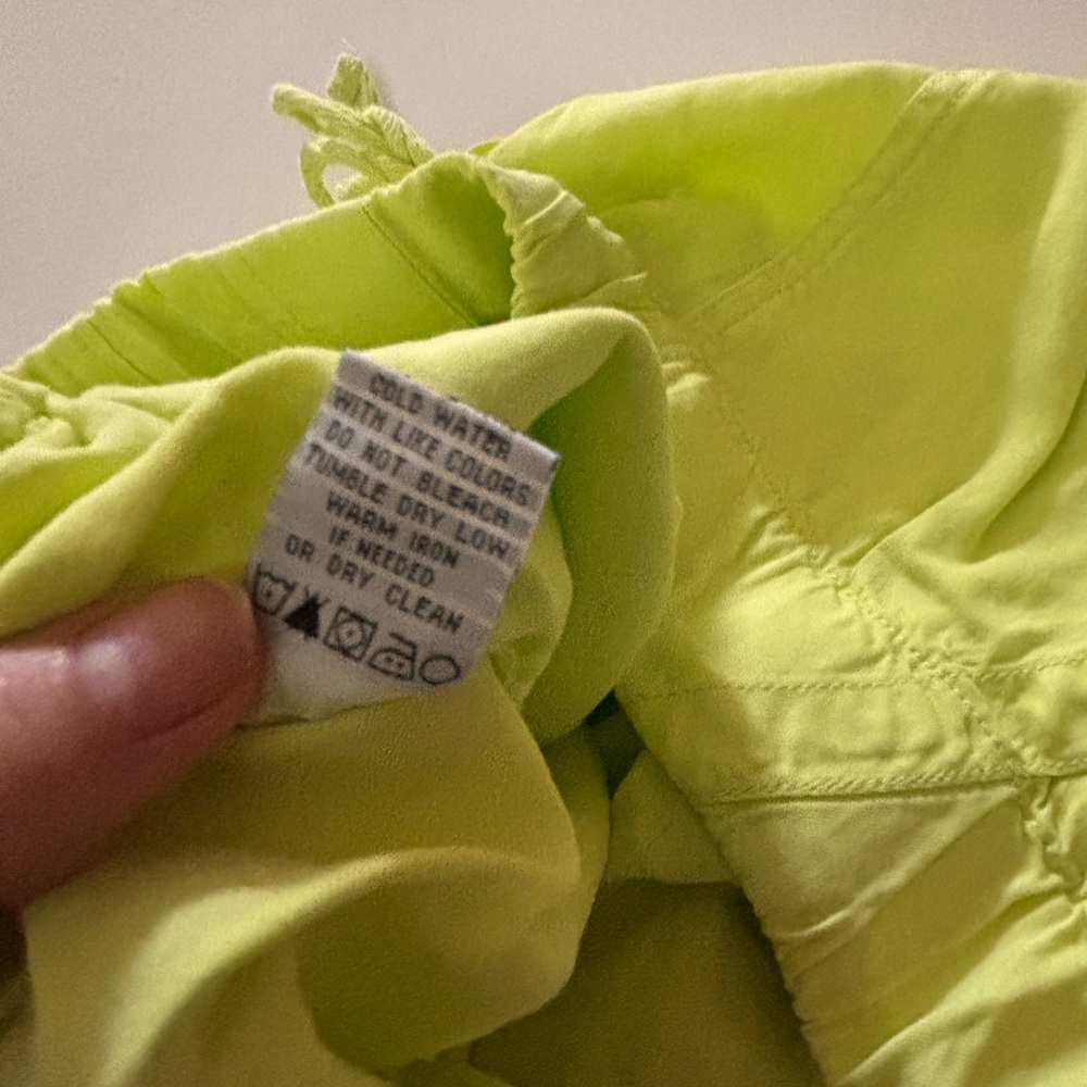 Velvet Heart Neon Lime Cargo Shorts - Picture 6 of 6